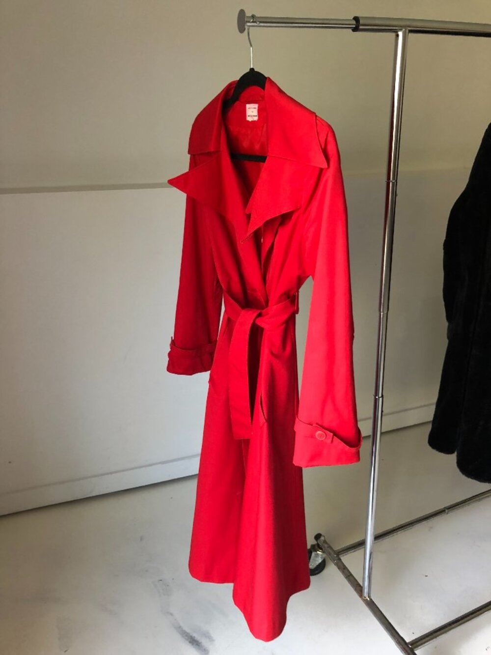 Vintage 70s Red Trench Coat United Fashion Oversized Collar Belted Maxi - Picture 11 of 13